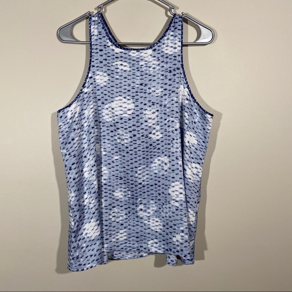 NWT Lou And Grey Open Back Sleeveless blouse